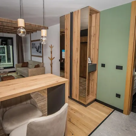 Apartment President *